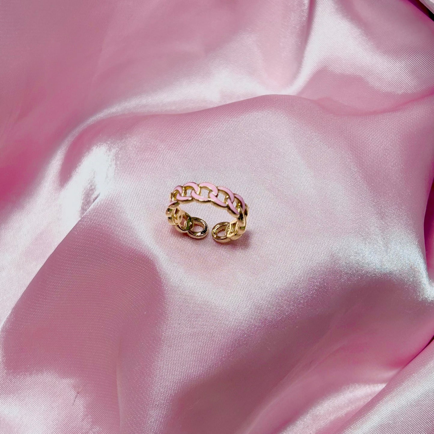 Pink Curb Chain Ring