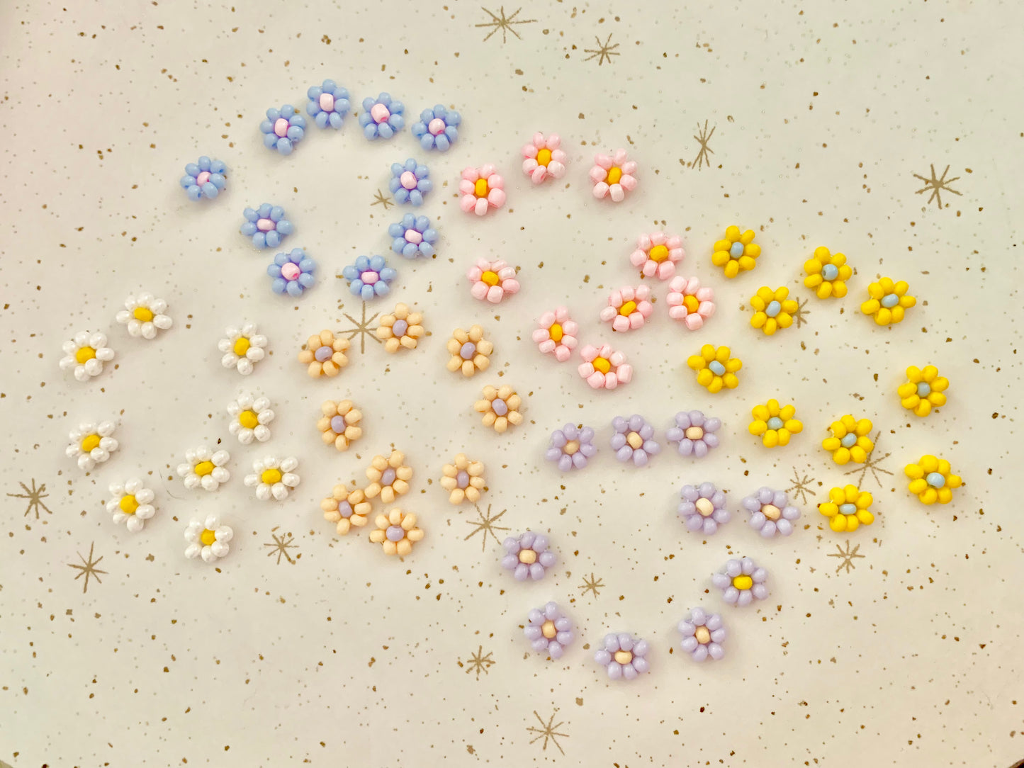 Dainty Daisy Chain Charm Bracelet