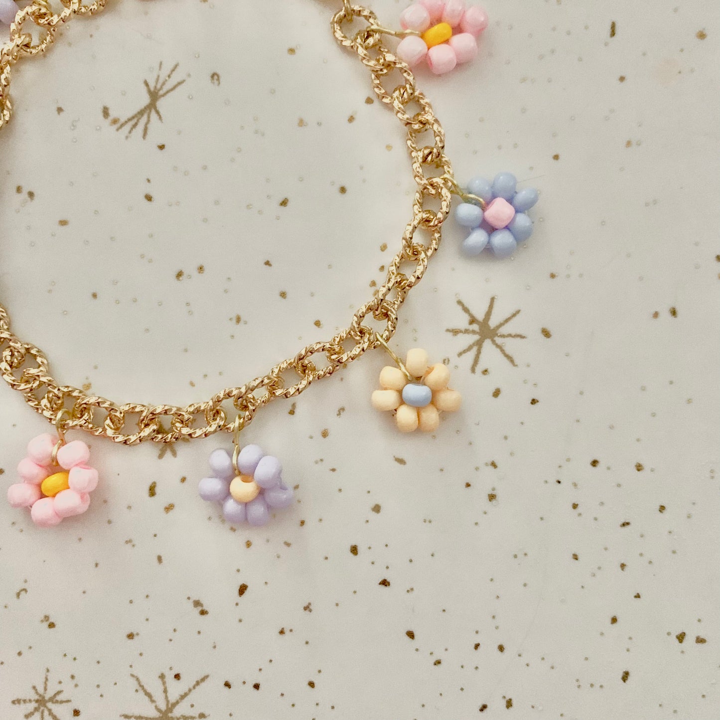 Pastel Chunky Daisy Chain Charm Bracelet