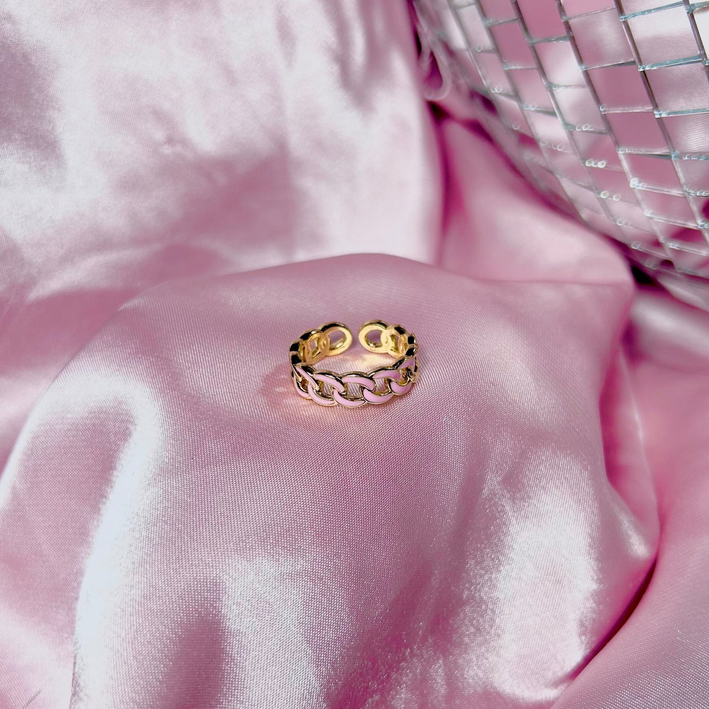 Pink Curb Chain Ring