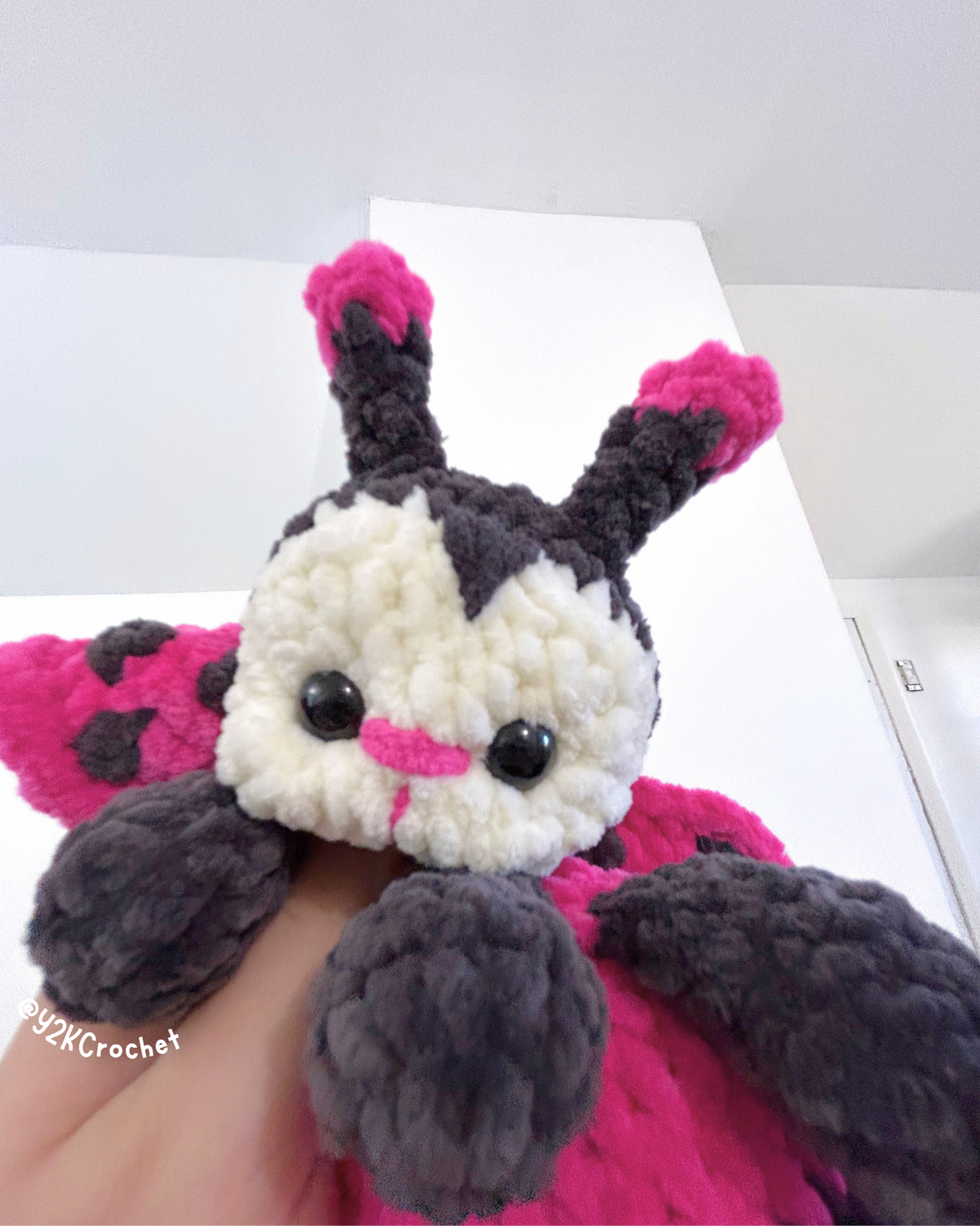 DIGITAL PATTERN: Lola the Ladybug - Amigurumi Bug Crochet Pattern